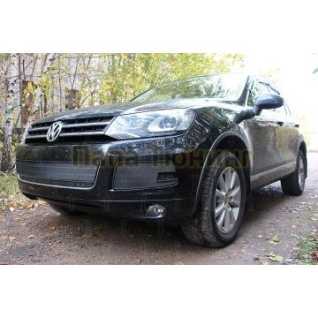 Защита радиатора Volkswagen Touareg II 2010-2014 центральная black