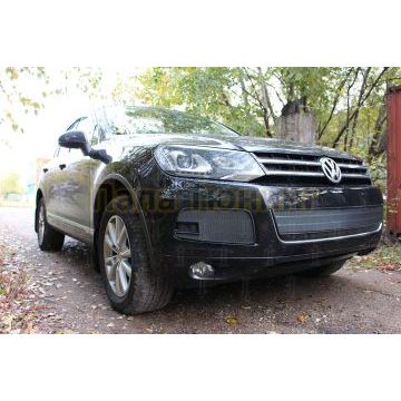 Защита радиатора Volkswagen Touareg II 2010-2014 центральная black