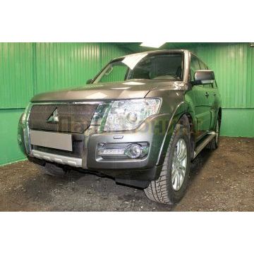 Защита радиатора Mitsubishi Pajero IV 2015- black низ PREMIUM