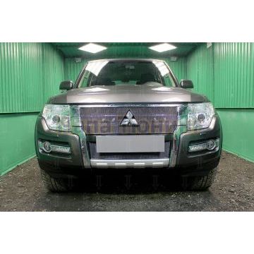 Защита радиатора Mitsubishi Pajero IV 2015- black низ PREMIUM