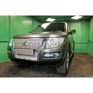 Защита радиатора Mitsubishi Pajero IV 2015- chrome низ PREMIUM