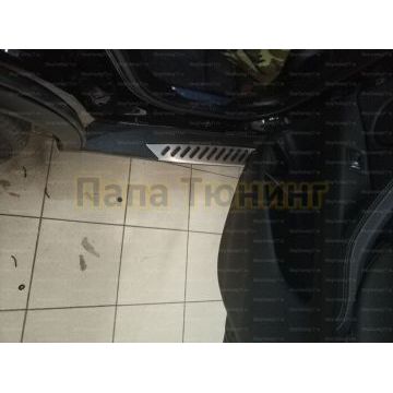 Пороги алюминиевые ОЕМ черные для BMW X5 2013-2018
