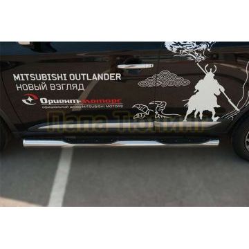 Пороги труба с накладками d76 вариант 3 РусСталь для Mitsubishi Outlander 2015-2018