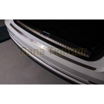 Накладка на задний бампер (лист шлифованный надпись audi) ТСС для Audi Q8 2019-