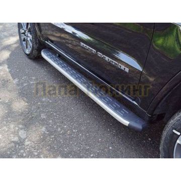 Пороги алюминиевые с пластиковой накладкой 1820 мм ТСС для Jeep Grand Cherokee 2017-