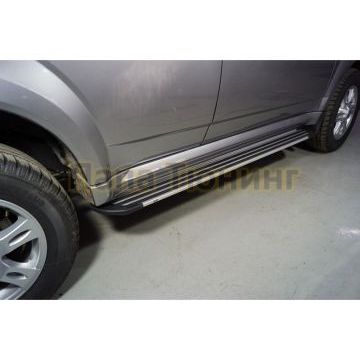 Пороги алюминиевые "Slim Line Silver" 1720 мм ТСС для Haval H5 2020-2024