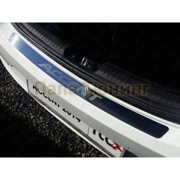 Накладка на задний бампер (лист зеркальный надпись Accent) ТСС для Hyundai Accent 2014-2017