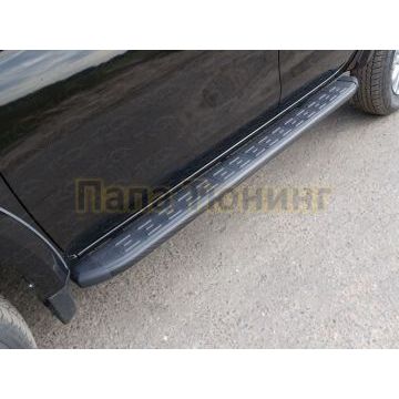 Пороги алюминиевые с пластиковой накладкой (карбон черные) 1820 мм ТСС для Mitsubishi L200 2019- Пороги алюминиевые с пластиковой накладкой (карбон черные) 1820 мм ТСС для Mitsubishi L200 2019-