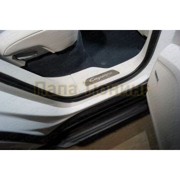 Накладки на пластиковые пороги вставка (лист зеркальный Cayenne Turbo) 4шт ТСС для Porsche Cayenne Turbo 2018-