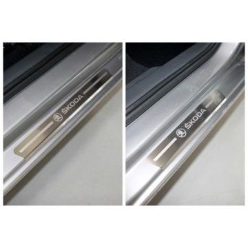 Накладки на пороги внешние (лист шлифованный надпись Skoda) 4шт ТСС для Skoda Rapid 2020- Накладки на пороги внешние (лист шлифованный надпись Skoda) 4шт ТСС для Skoda Rapid 2020-