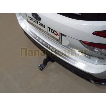 Накладка на задний бампер (лист шлифованный надпись Forester) ТСС для Subaru Forester (S5) 2018-