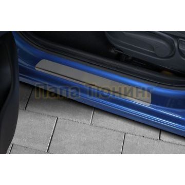 Накладки на пороги RUSSTAL (нерж., карбон, надпись) РусСталь для Hyundai Solaris 2017-