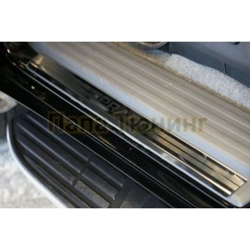 Накладки на пороги RUSSTAL (нерж., карбон, надпись) РусСталь для Toyota LC Prado 150 2017-
