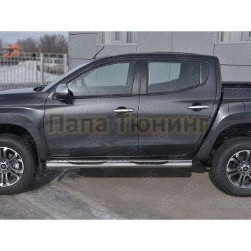 Пороги труба d76 с накладкой (вариант 3) РусСталь для Mitsubishi L200 2019-