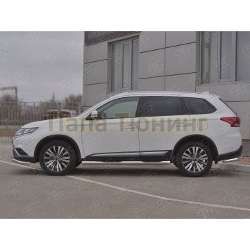 Пороги труба d76 с накладкой (вариант 3) РусСталь для Mitsubishi Outlander 2018-