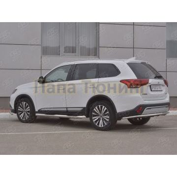 Защита заднего бампера d42 (секции) РусСталь для Mitsubishi Outlander 2018-