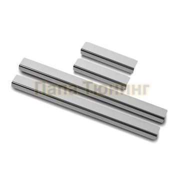 Накладки на пороги RUSSTAL (нерж., зеркало) РусСталь для Subaru Forester(SJ) 2016-2018