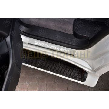 Накладки на пороги RUSSTAL (нерж., шлиф., надпись) РусСталь для Toyota Land Cruiser 200 2007-2011