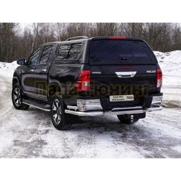 Защита задняя (уголки двойные) 76,1/60,3 мм ТСС для Toyota Hilux Black Onyx 2020-