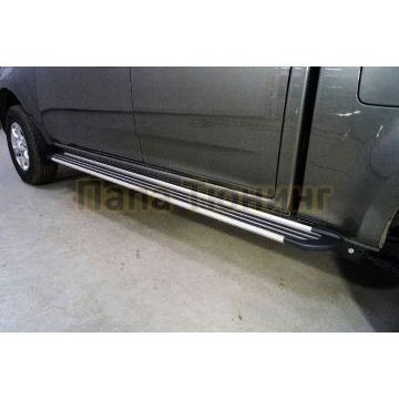 Пороги алюминиевые "Slim Line Silver" 2220 мм ТСС для Great Wall Wingle 7 4WD 2.0 TD 2020-