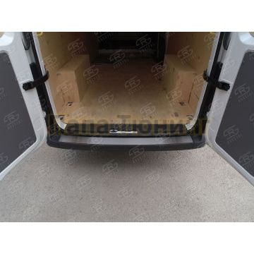 Накладка на задний бампер RUSSTAL (нерж., шлиф) для Volkswagen Crafter 2017-