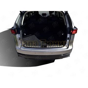 Накладка на задний бампер RUSSTAL (нерж., шлиф) для Lexus NX (not F-Sport) 2014-2017