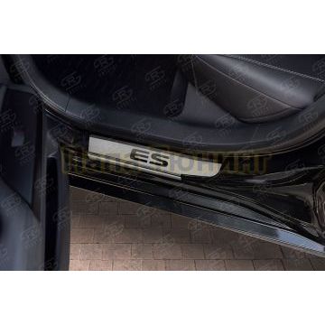 Накладки на пороги RUSSTAL (нерж., шлиф., надпись) для Lexus ES200-ES250-ES350 2018-