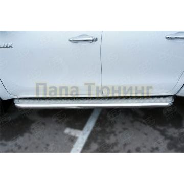 Пороги труба d57 с листом (Лист алюм,проф.сталь) (Вар.2) RUSSTAL для Toyota Hilux Black Onyx 2020-