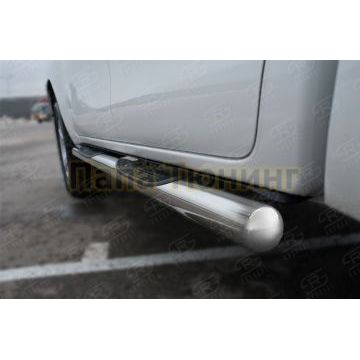 Пороги труба d76 с накладкой (вариант 3) RUSSTAL для Toyota Hilux Black Onyx 2020-