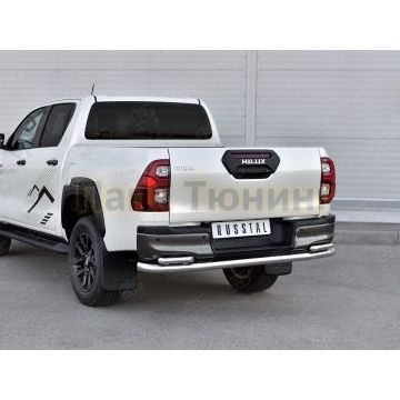 Защита заднего бампера d57 секции-d42 уголки RUSSTAL для Toyota Hilux Black Onyx 2020-