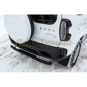 Защита заднего бампера d57 со ступенькой стальной черная Lada Niva Travel 2021-