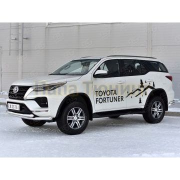 Защита переднего бампера d57 секции-d57 секции РусСталь для Toyota Fortuner 2020-