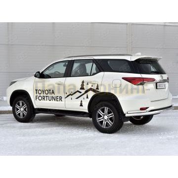 Защита заднего бампера d57 секции-d42 уголки РусСталь для Toyota Fortuner 2020-