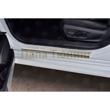 Накладки на пороги RUSSTAL (нерж., шлиф., надпись) для Toyota Camry 2018-