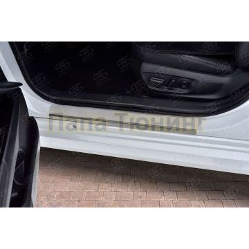 Накладки на пороги RUSSTAL (нерж., шлиф) для Toyota Camry 2018-