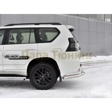 Защита заднего бампера уголки d76 секции-d42 секции РусСталь для Toyota Land Cruiser Prado 150 Black Onyx 2020-