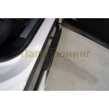 Пороги овальные гнутые с накладкой 75х42 мм ТСС для Toyota Highlander 2020-