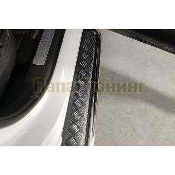 Пороги с площадкой 42,4 мм ТСС для Toyota Highlander 2020-