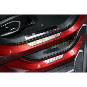 Накладки на пластиковые пороги (лист зеркальный) 4шт ТСС для Geely Tugella 2020-