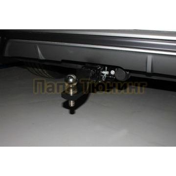 Фаркоп (оцинкованный, шар E) ТСС для Audi Q8 2019-