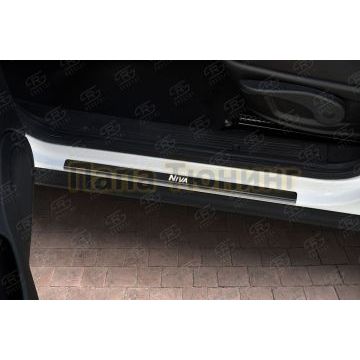 Накладки на пороги RUSSTAL (нерж., карбон, надпись) для Lada Niva Travel 2021-