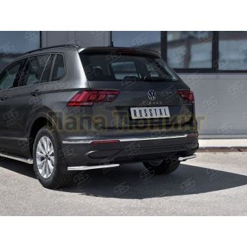 Защита заднего бампера уголки d42 секции Руссталь для Volkswagen Tiguan 2020- (кроме R-LINE)