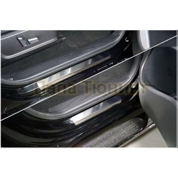Накладки на пластиковые пороги (лист зеркальный) 4шт ТСС для Great Wall POER 2.0TD 4WD 2021- Накладки на пластиковые пороги (лист зеркальный) 4шт ТСС для Great Wall POER 2.0TD 4WD 2021-