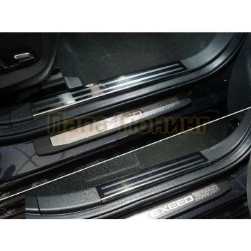 Накладки на пластиковые пороги (лист зеркальный с полосой) 4 шт ТСС для Exeed VX 2.0L 4WD 2021-