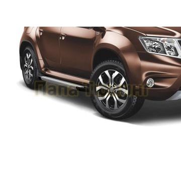 Порог-площадка Silver AutoMax для Renault Duster 2011-/Renault Arkana 2019-/ Renault Kaptur 2020-/Nissan Terrano 2014-