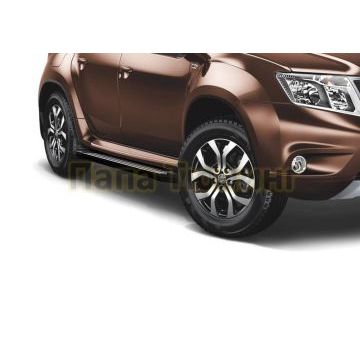 Порог-площадка Black AutoMax для Renault Duster 2011-/Renault Arkana 2019-/ Renault Kaptur 2020-/Nissan Terrano 2014-
