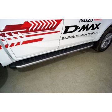 Пороги алюминиевые с пластиковой накладкой (карбон серебро) 2120 мм ТСС для Isuzu D-MAX 3.0D 2019-
