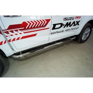 Пороги овальные гнутые с накладкой 75х42 мм ТСС для Isuzu D-MAX 3.0D 2019-
