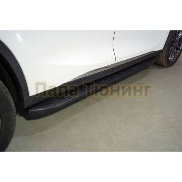 Пороги алюминиевые с пластиковой накладкой (карбон черные) 1820 мм ТСС для Exeed TXL 1.6L Turbo 4WD 2021- (не подходят на комплектацию FL2)