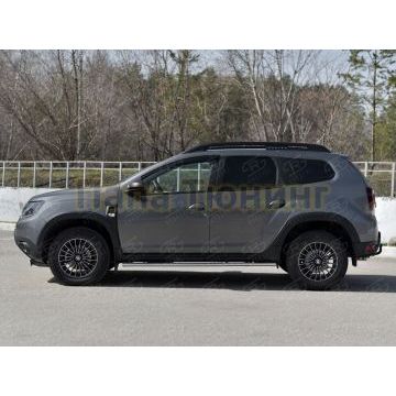 Пороги труба 75х42 овал с проступью для Renault Duster 2021-